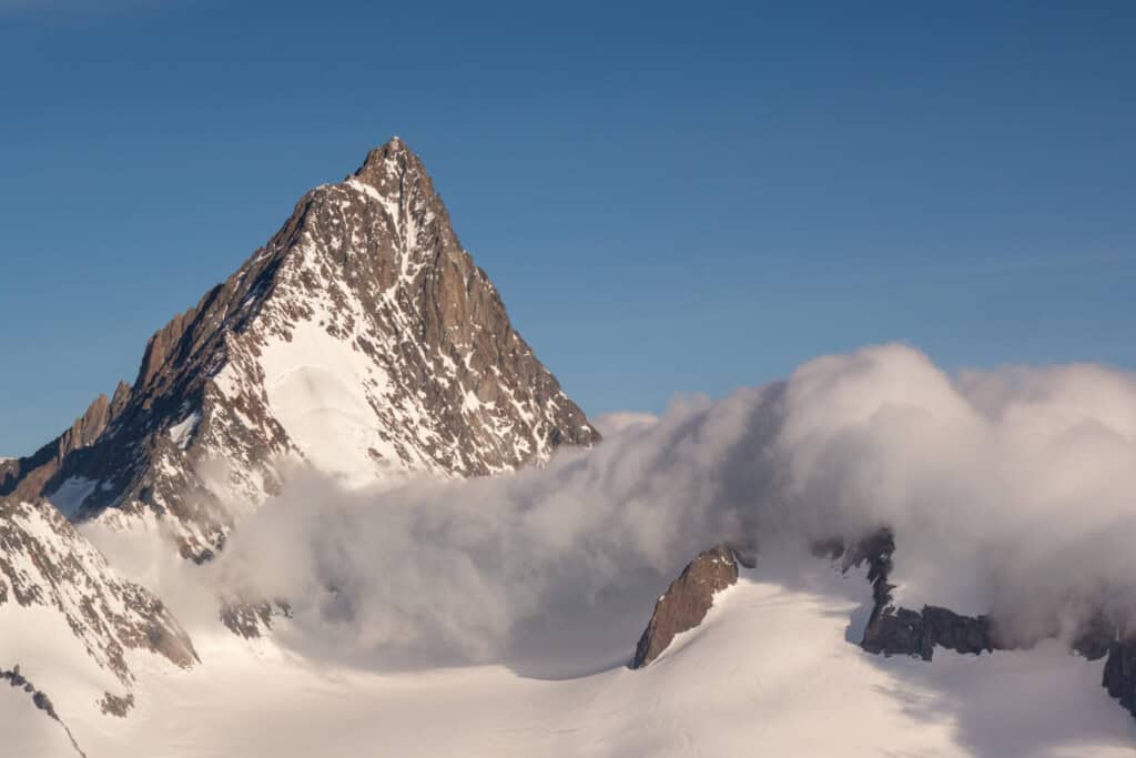 Finsteraarhorn from the south on the ascent