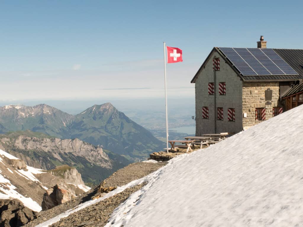 Blüemlisalphütte