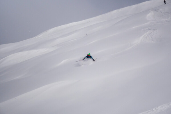 Powder downhill in Davos