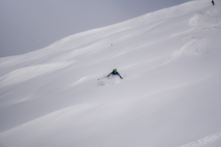 Powder downhill in Davos