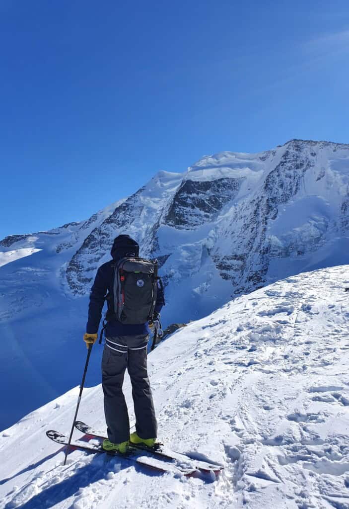 auf der Abfahrt mit dem Piz Palü im Hintergrund