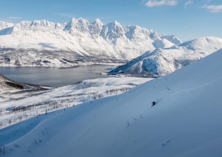 Skiing over the sea in Norway
