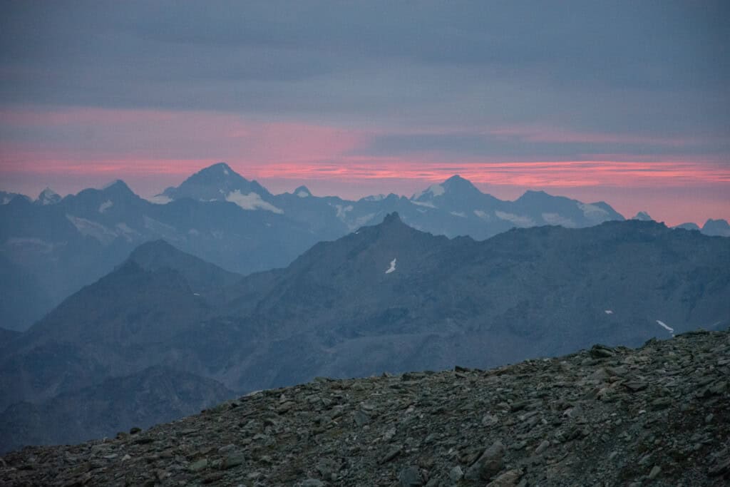Sonnenaufgang auf dem Aufstieg vom Bishorn
