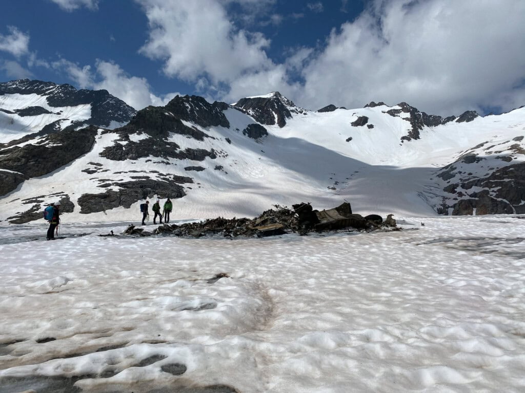 Flugzeugfrak auf dem Gauligletscher