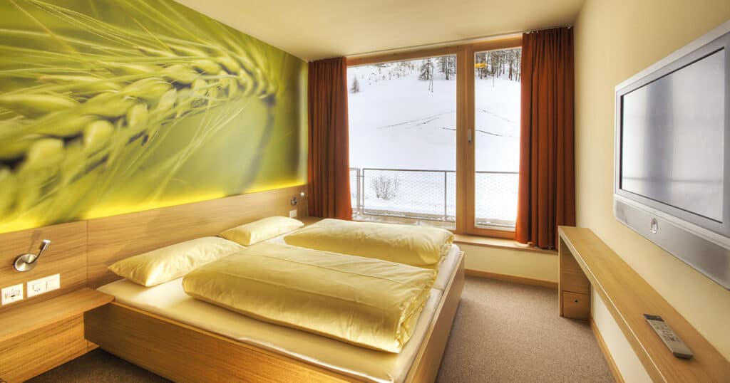 Room Smart Hotel