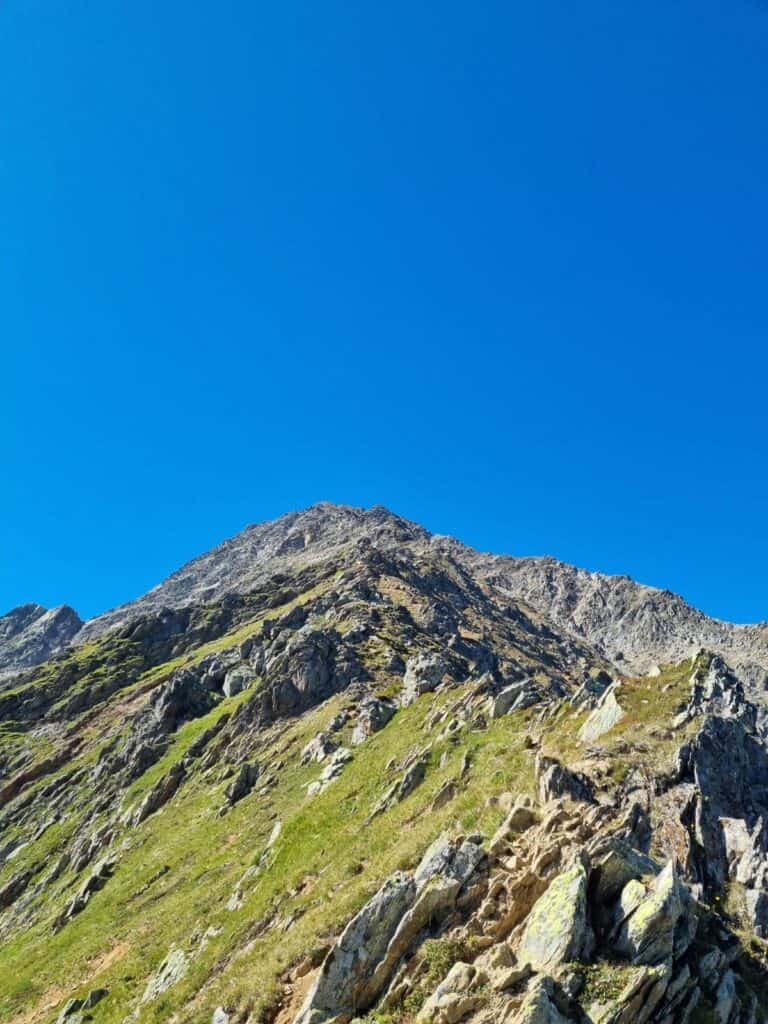 Bristen ascent before the ridge